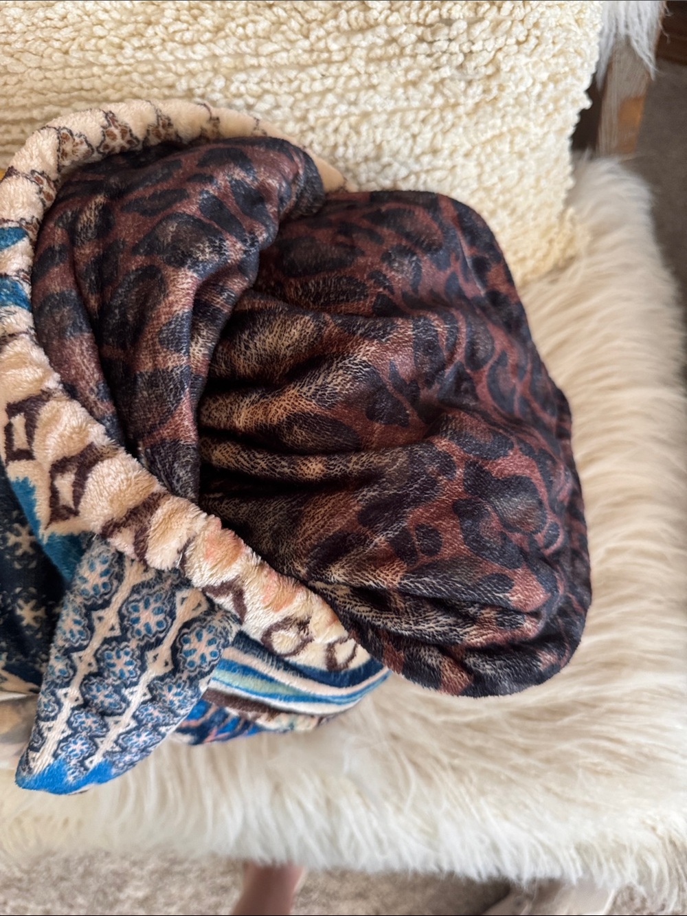 Johnny Was Multicolor Patterned Blanket - Picture 3 of 3